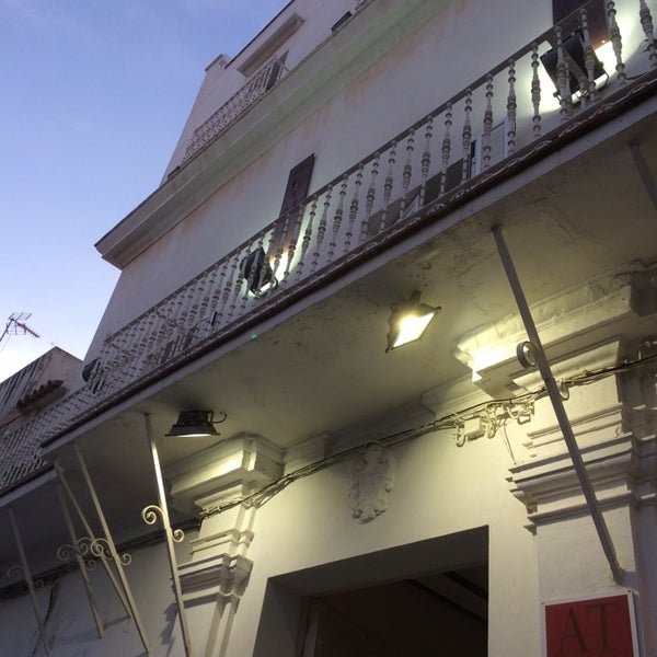 Foto scattata a Hotel La Casa de la Favorita da Juan I. il 5/1/2014