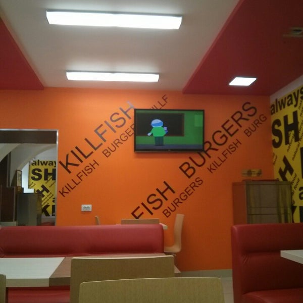 Photo taken at Killfish Burgers by Алексей А. on 8/31/2013