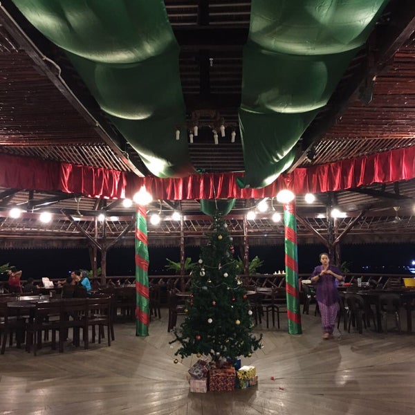 Floating Restaurant (Pearl City Restaurant) 12 tips