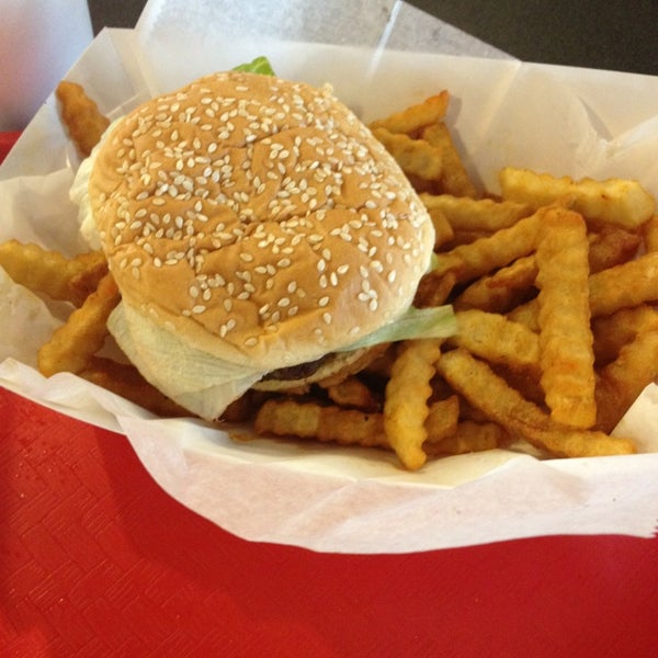 Photos at Fat Philly's Wings & Things (Now Closed) Wings Joint in Atlanta