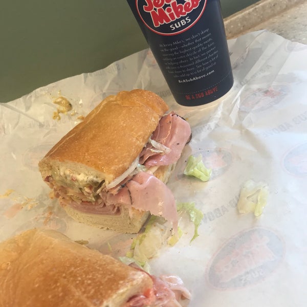 jersey mike's 5th street