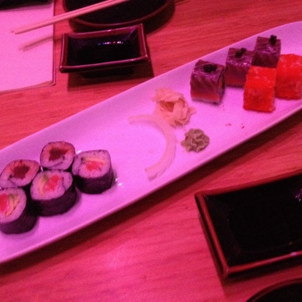 Снимок сделан в Ono Japanese Dining пользователем Chantal K. 1/26/2014