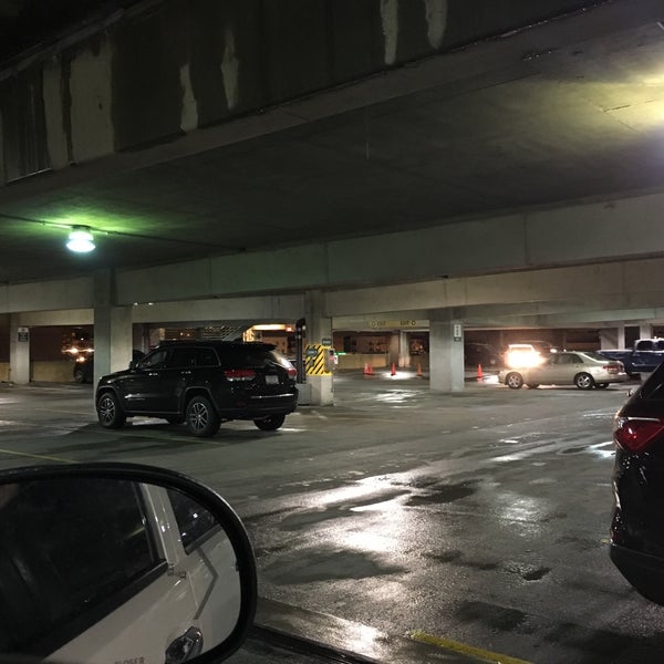 Virginia Avenue Garage Downtown Indianapolis E Maryland St S