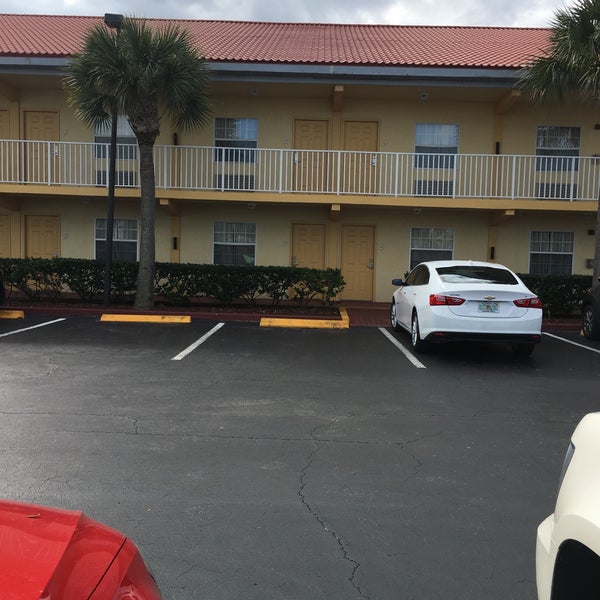 Photo taken at La Quinta Inn Cocoa Beach-Port Canaveral by Brian on 2/9/2019