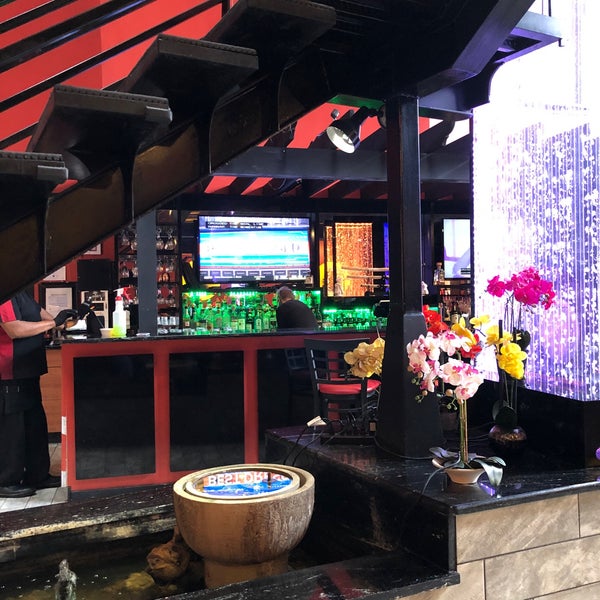 Zuki Japanese Hibachi Grill & Sushi Lounge Downtown Evansville 9