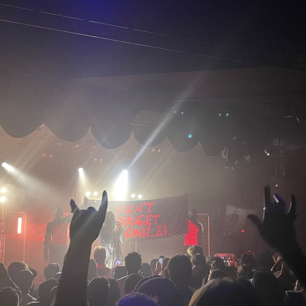 Das Foto wurde bei The Roxy von Shazi_LA am 3/22/2022 aufgenommen