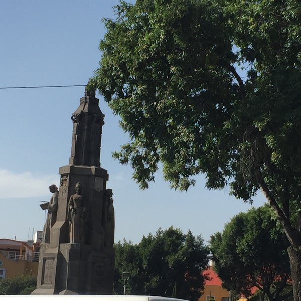 Monumento a Los Fundadores de Puebla Monumento en Puebla