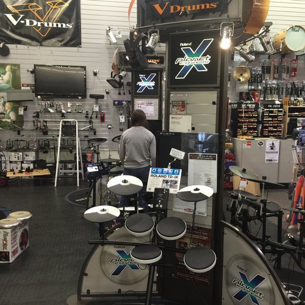 Sam Ash Music Stores San Antonio, TX'da fotoğraflar