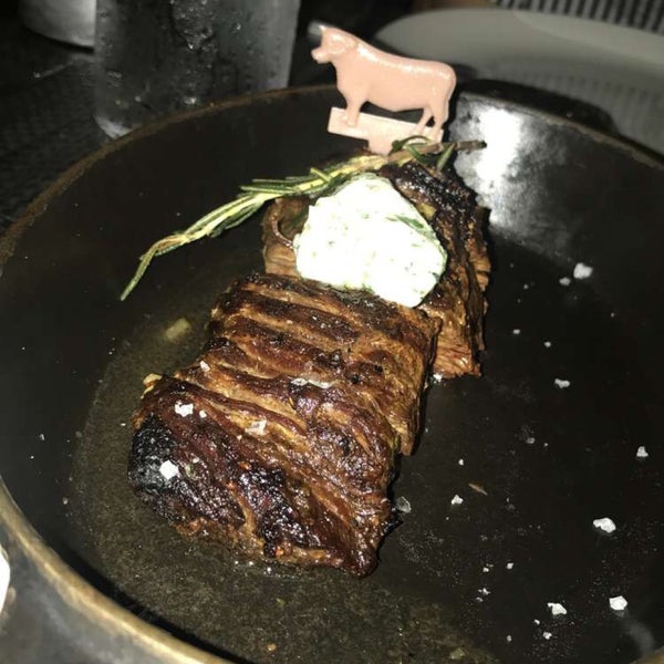 Das Foto wurde bei BLT Steak von Nova♐️ am 7/5/2017 aufgenommen