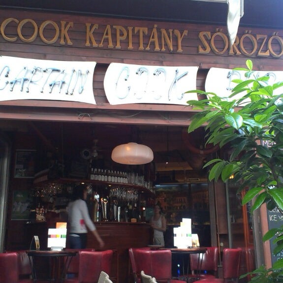 5/11/2013 tarihinde Marcin W.ziyaretçi tarafından Captain Cook Pub'de çekilen fotoğraf