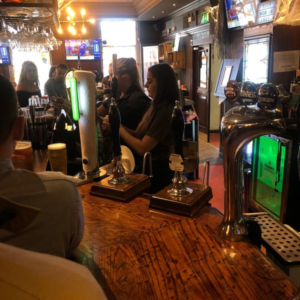 Off The Wall Bar in Chester