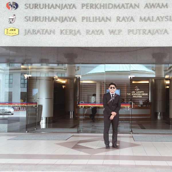 Foto Di Suruhanjaya Perkhidmatan Awam Malaysia Gedung Pemerintah Di Putrajaya