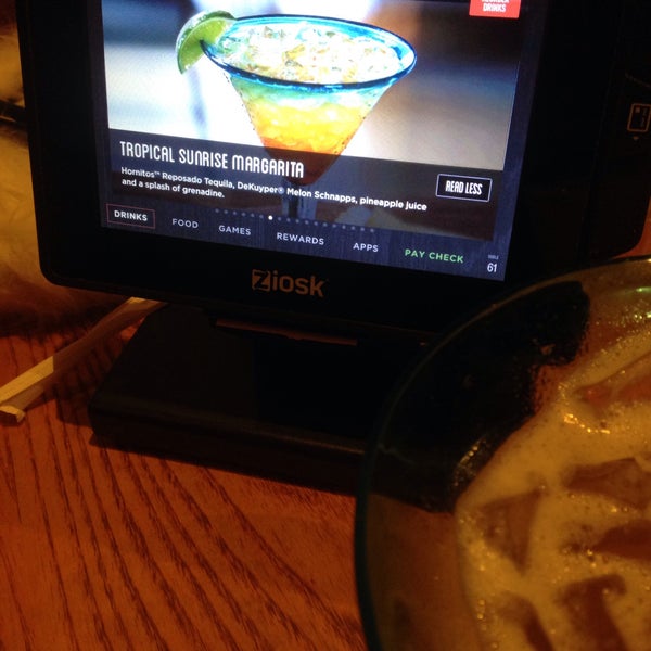 Photo taken at Chili&#39;s Grill &amp; Bar by Nikki on 6/13/2015