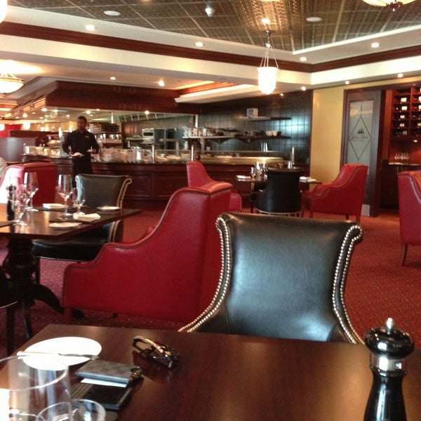 4/15/2013 tarihinde Doha P.ziyaretçi tarafından New York Steakhouse'de çekilen fotoğraf