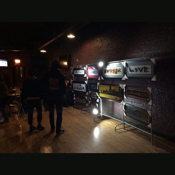 12/6/2014にJoe M.がFizz Bar &amp; Grillで撮った写真