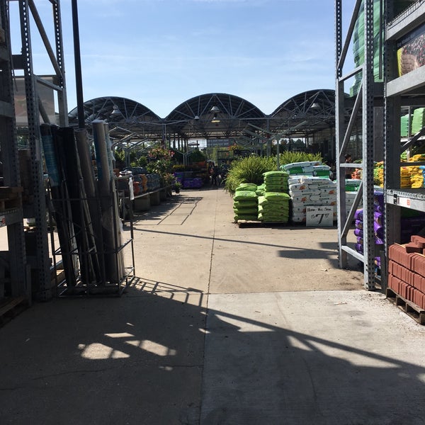 The Home Depot 2000 Butterfield Rd