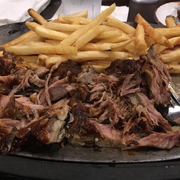 Alfie's Inn - American Restaurant