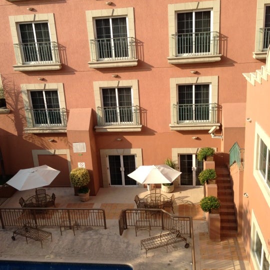 Holiday Inn Express - 34 tips