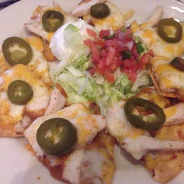 Photo taken at Chili&#39;s Grill &amp; Bar by Xenia S. on 6/4/2014
