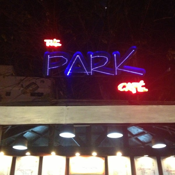 Foto scattata a Park Cafe da Lyle eliezer il 2/28/2013