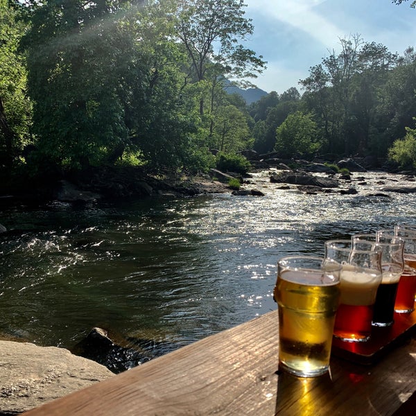 Photo taken at Hickory Nut Gorge Brewery by Cuppy C. on 6/3/2019