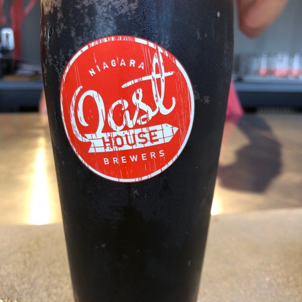 Foto tomada en Niagara Oast House Brewers  por Mike S. el 7/29/2019