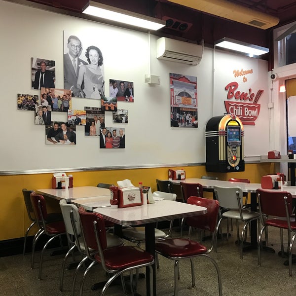 Photo taken at Ben&#39;s Chili Bowl by Mai A. on 11/19/2017