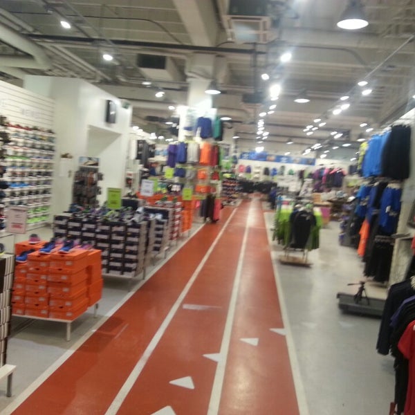 Спортмастер аура