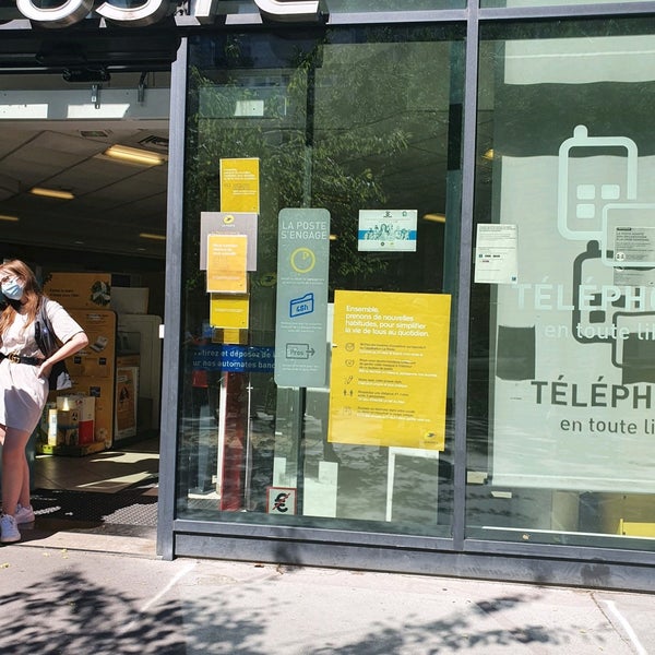 La Poste Paris Beaugrenelle Lourmel Javel 104 Visitors
