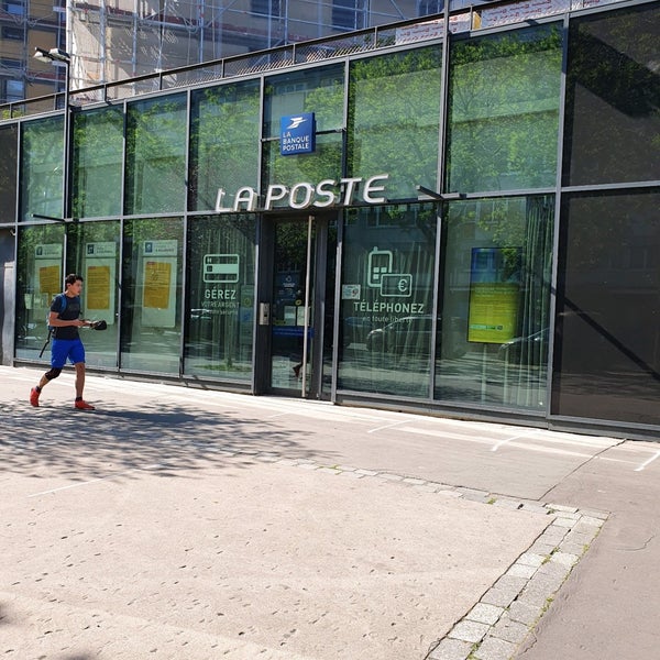 La Poste Paris Beaugrenelle Lourmel Javel 104 Visitors