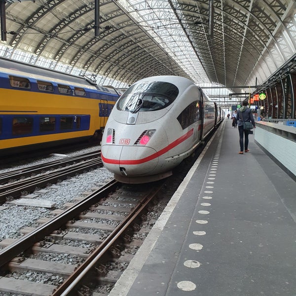 ICE Amsterdam Frankfurt am Main Train in Amsterdam