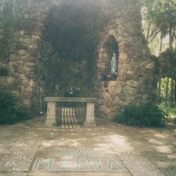 St Anne's Shrine Sculpture Garden in Lake Wales