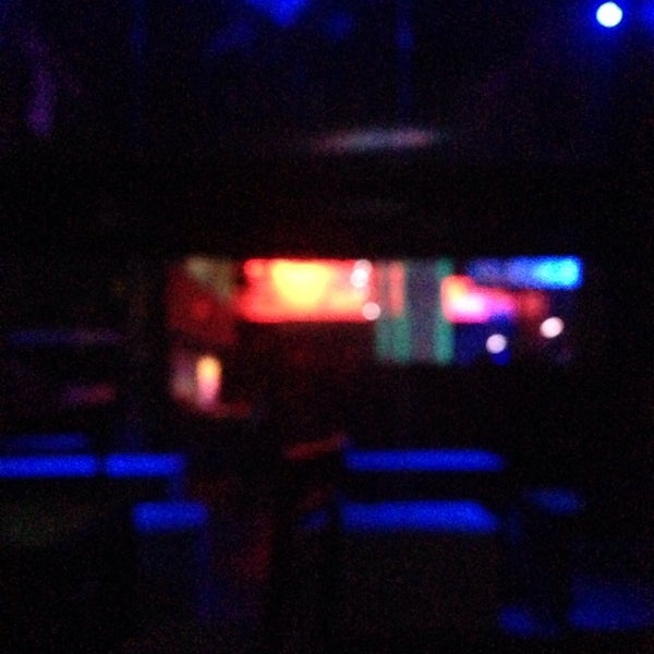 Foto tomada en Nuvo Night Club &amp; Deck  por Clau el 4/13/2014