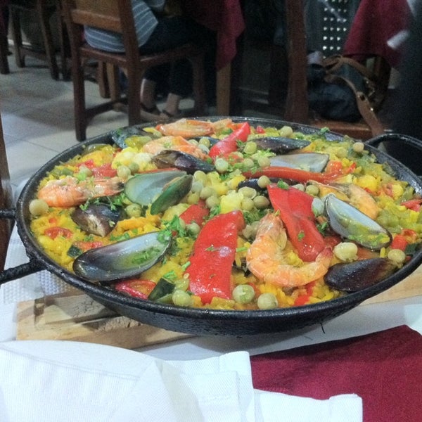 Photo taken at Restaurant Alcabala by Carlo on 4/18/2014