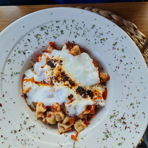 Photo taken at Sabırtaşı Restaurant by Zeki Erkan E. on 11/13/2022