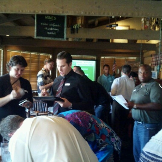 10/3/2012 tarihinde Gina D.ziyaretçi tarafından Mimi&#39;s Cafe'de çekilen fotoğraf