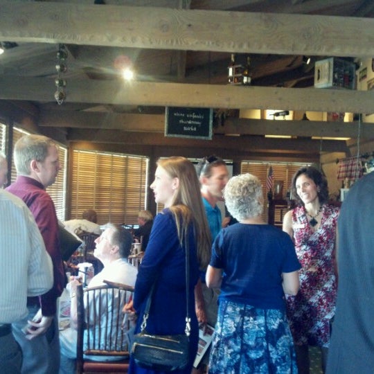 10/17/2012 tarihinde Gina D.ziyaretçi tarafından Mimi&#39;s Cafe'de çekilen fotoğraf