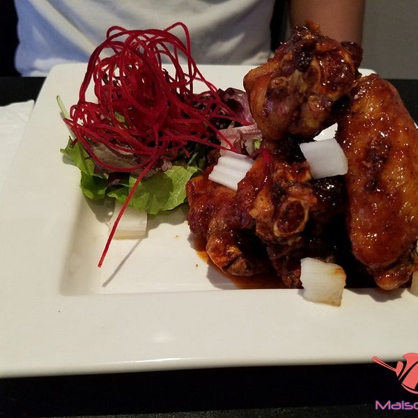 Maison Thai = Delicious :) The Wings are super Amazing! Entrees fresh & prepared with care. Great place to dine alone or with family. Come Hungry leave satisfied! Everything was impressive and tasty.