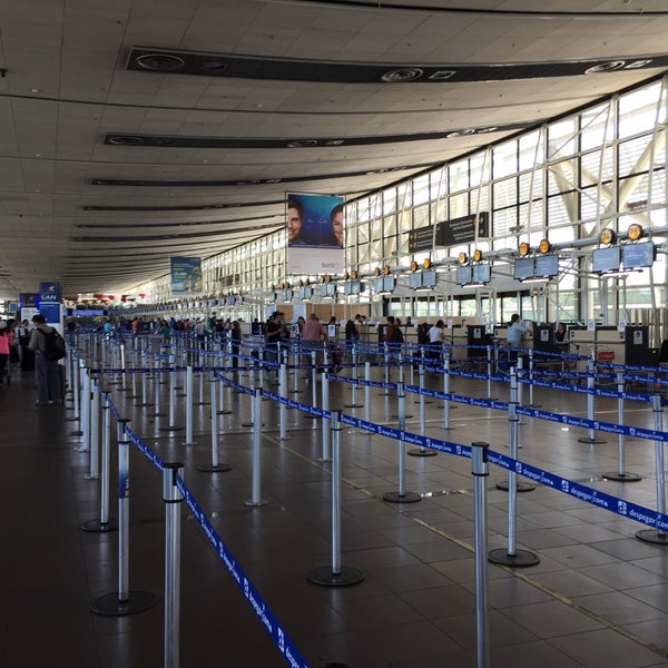 Foto diambil di Aeropuerto Internacional Comodoro Arturo Merino Benítez (SCL) oleh Paulo A. pada 3/9/2015