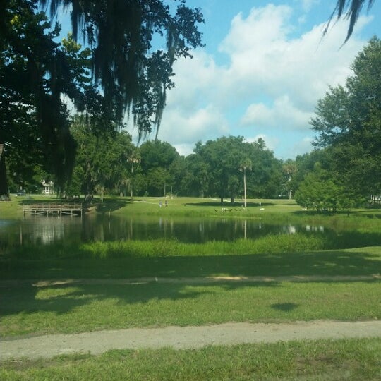 Lake Lillian Belleview Fl Park in Belleview