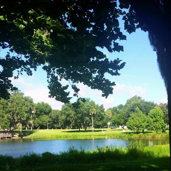 Lake Lillian Belleview Fl Park in Belleview