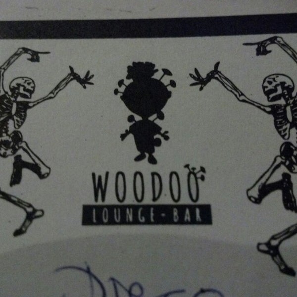 Foto tirada no(a) Woodoo Lounge Bar por Diego O. em 4/3/2013
