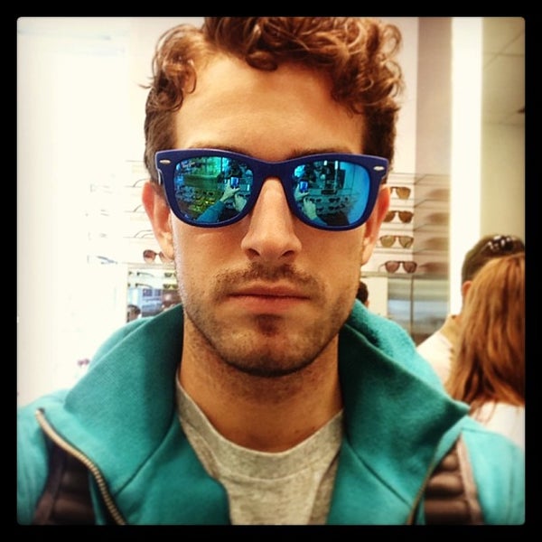 Sunglass Hut - SoHo - 5 tips from 273 