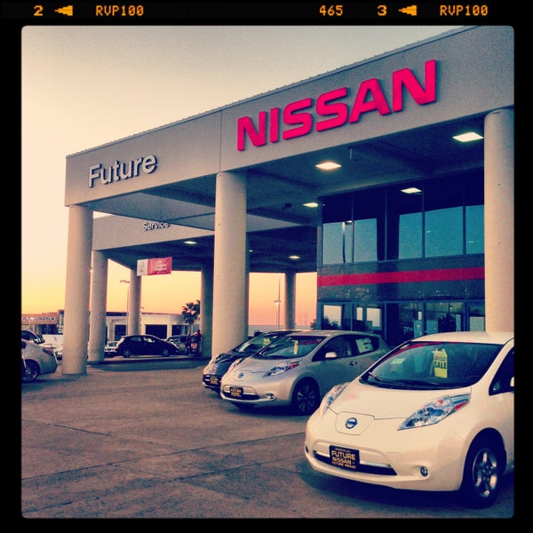 Future Nissan of Roseville Car Dealership in Roseville