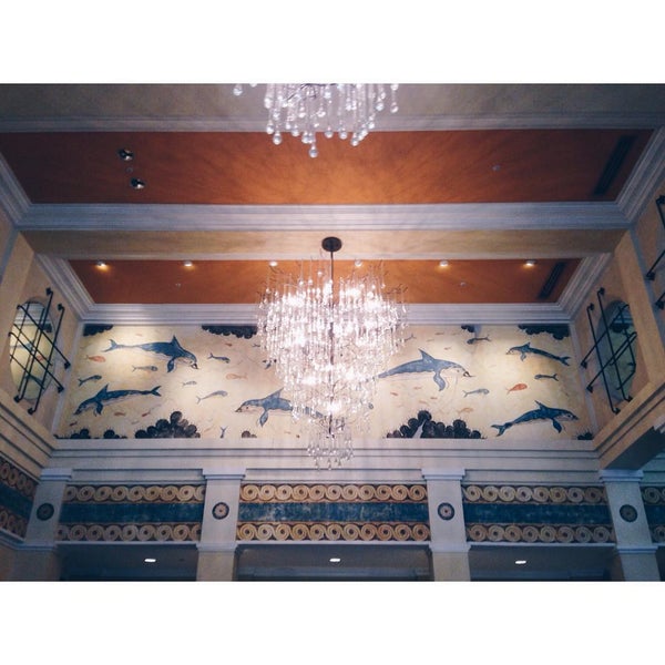 Снимок сделан в Kimpton Hotel Monaco Seattle пользователем Lynae 7/12/2015