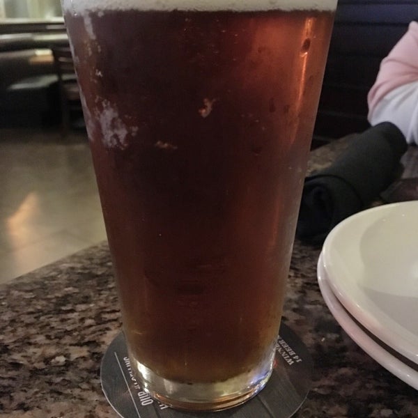Photo taken at BJ&#39;s Restaurant &amp; Brewhouse by Joshua W. on 4/17/2019