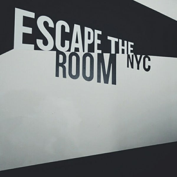 Das Foto wurde bei Escape The Room NYC von Don P. am 2/5/2015 aufgenommen