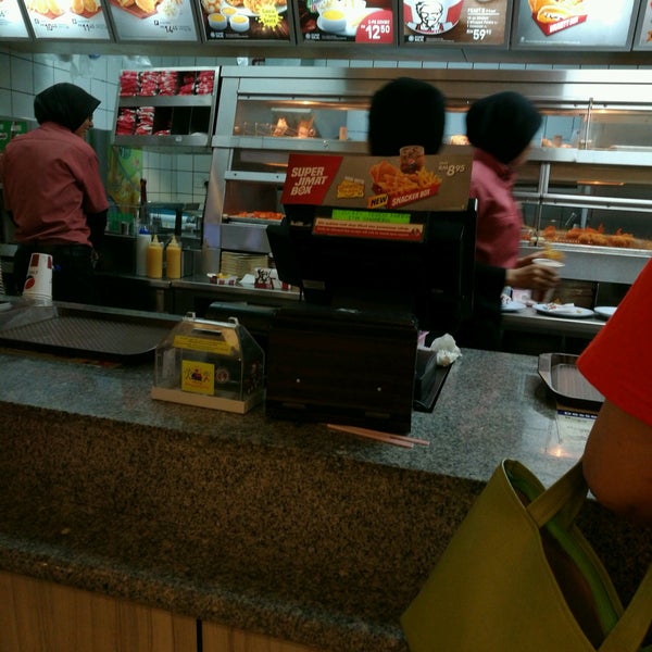 Kfc Fast Food Restaurant In Kampar