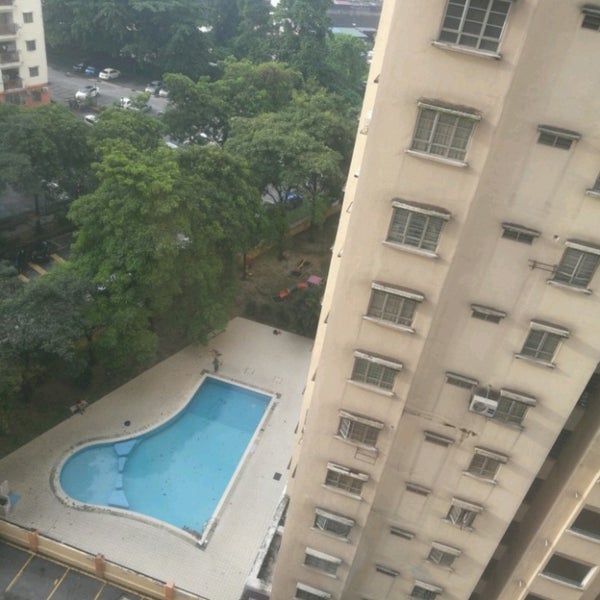 Pangsapuri Casa Magna Building In Kepong Baru