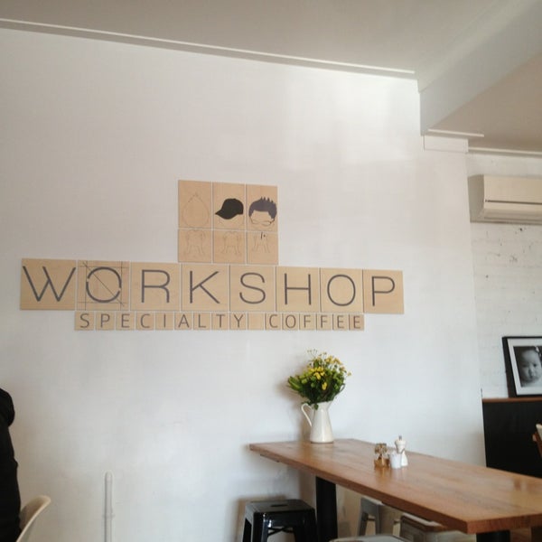 7/2/2013에 Jonnie N.님이 Workshop Brothers Specialty Coffee에서 찍은 사진